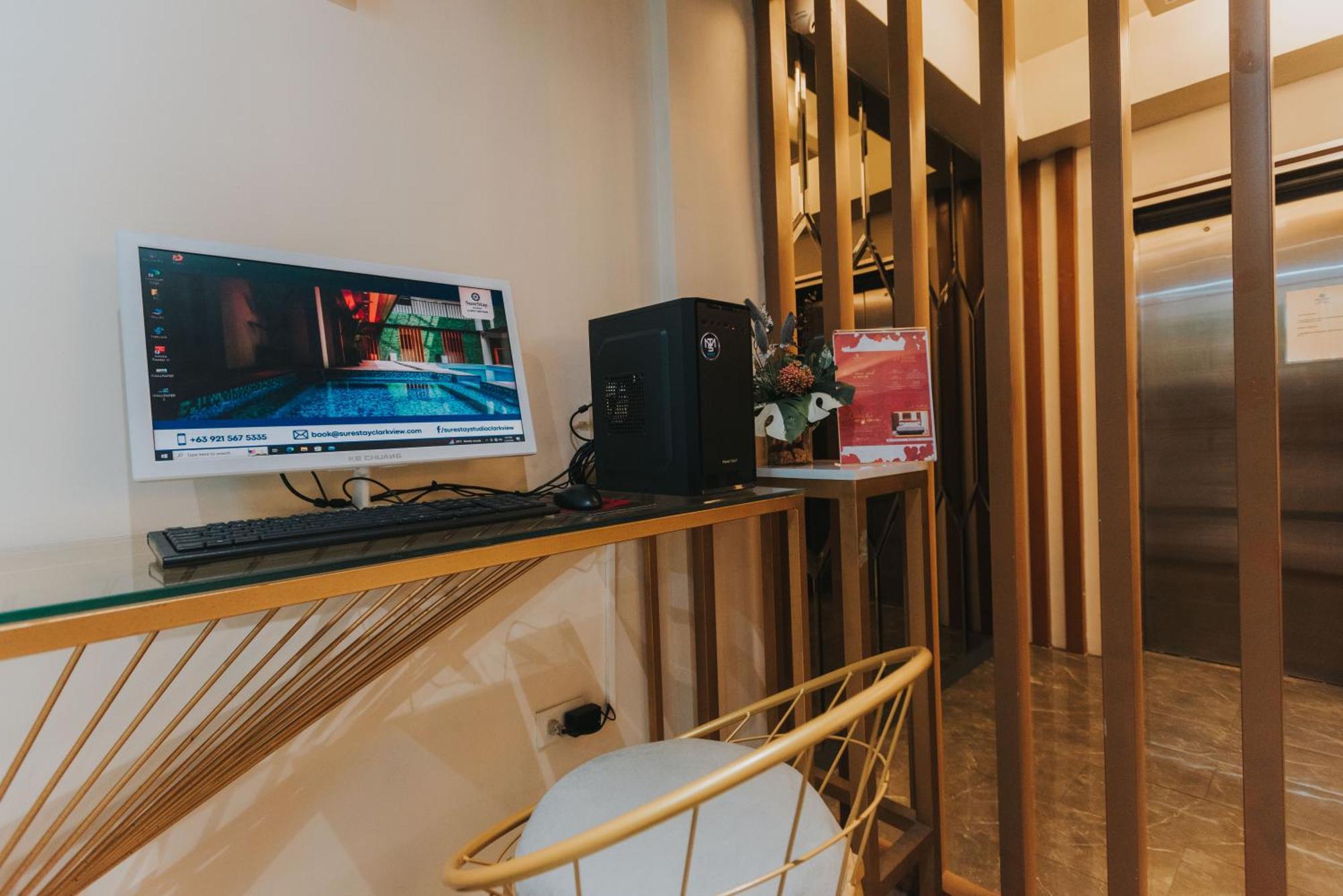 Surestay Studio By Best Western Clarkview Angeles City Exteriör bild